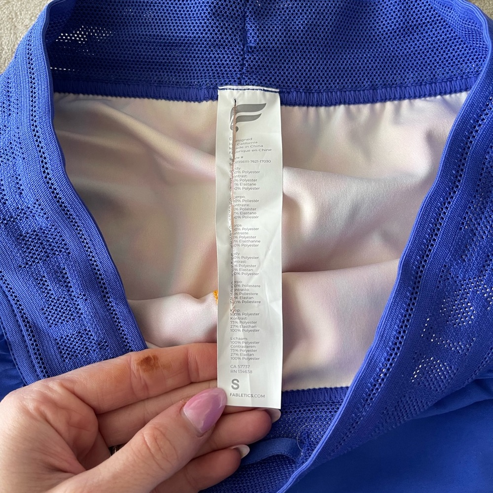 Fabletics Shorts - Picture 2 of 2